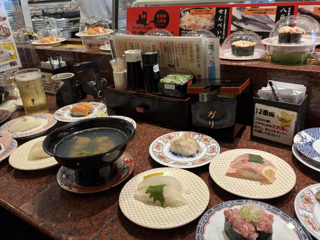 八食市場寿司の寿司といちご煮